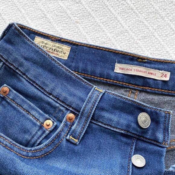 Levi’s Premium Ribcage Straight Ankle Jeans Medium Blue Women’s Size 24 - Picture 9 of 16